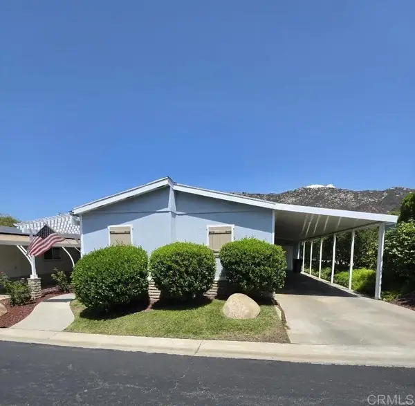 8975 Lawrence Welk Drive #381, Escondido, CA 92026
