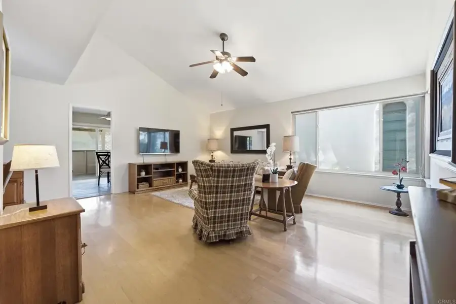 17489 Plaza Del Curtidor #187, San Diego, CA 92128 - #3