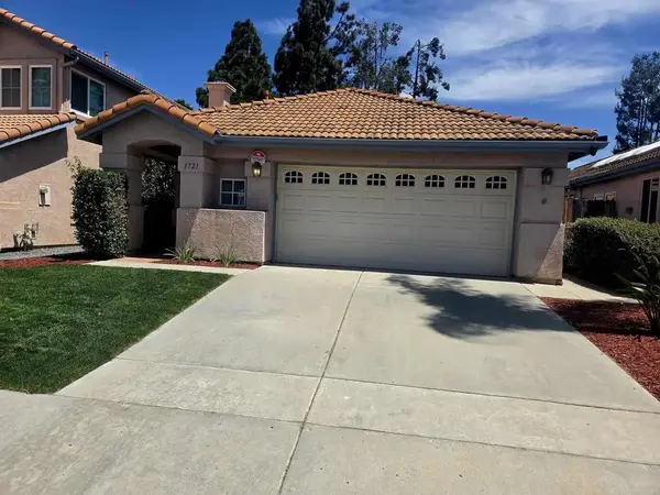 1721 Corte Viejo, Oceanside, CA 92056