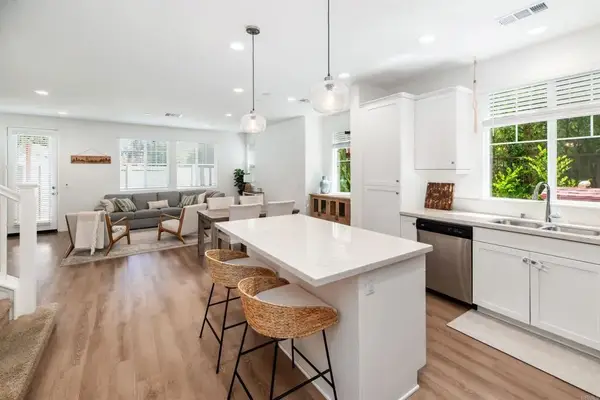 203 Silver Fir Court, Vista, CA 92083