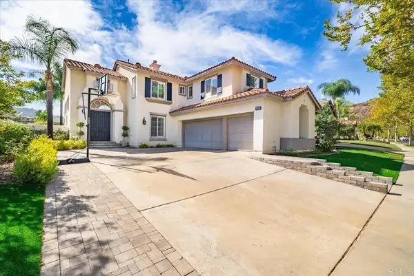 2361 Old Ranch Rd, Escondido, CA 92027