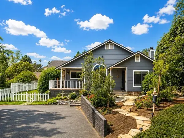 1422 E Fallbrook Street, Fallbrook, CA 92028