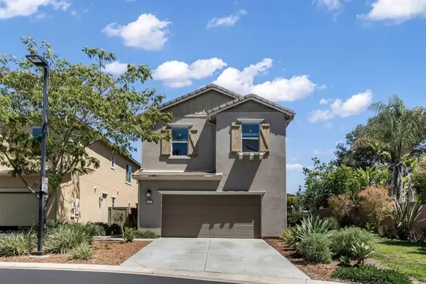 2037 White Alder Lane, Vista, CA 92084