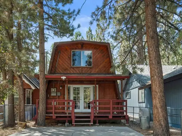 624 Elysian Boulevard, Big Bear City, CA 92314