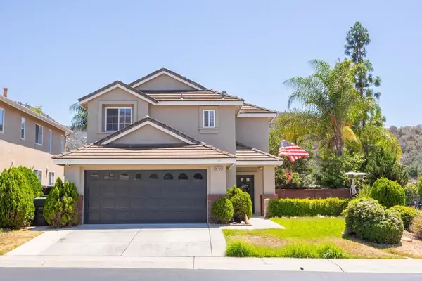 29705 Gracilior Drive, Escondido, CA 92026