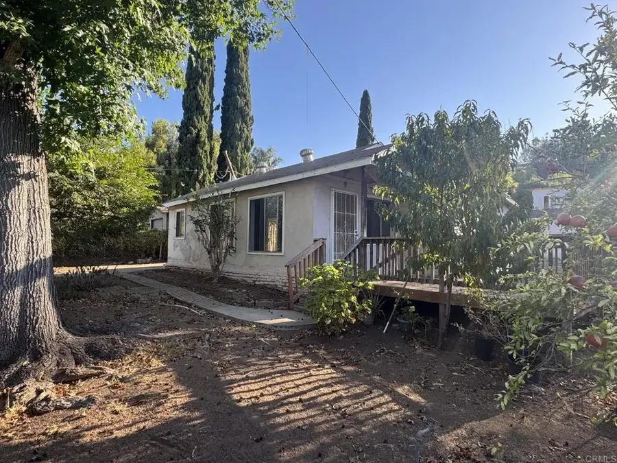 726 Valley Drive, Vista, CA 92084 - #3