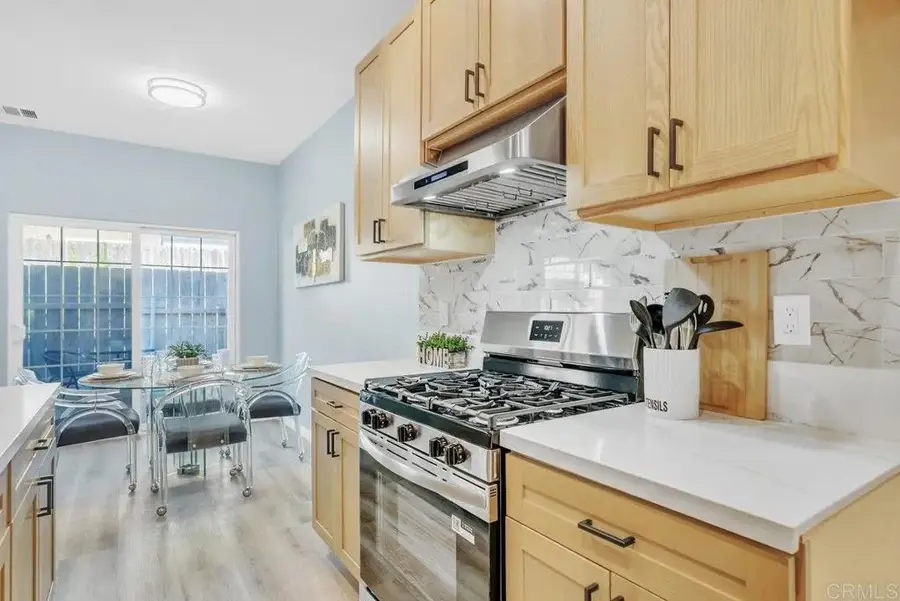 467 Calle Elagante, Vista, CA 92083 - #3