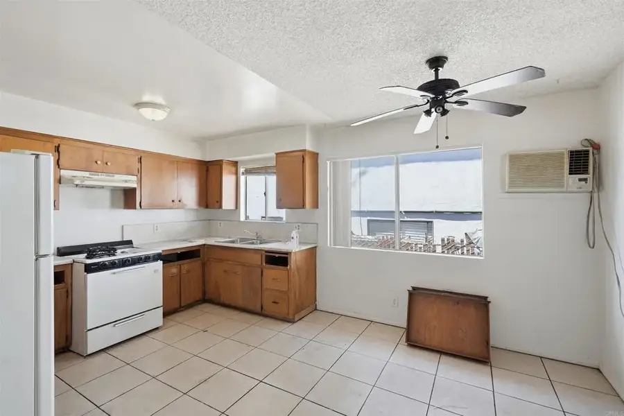 7163-69 Central Avenue, Lemon Grove, CA 91945 - #3