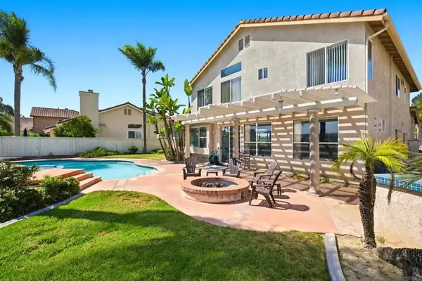 5205 Palmera Drive, Oceanside, CA 92056
