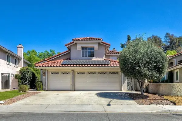 2176 Splendorwood Place, Escondido, CA 92026