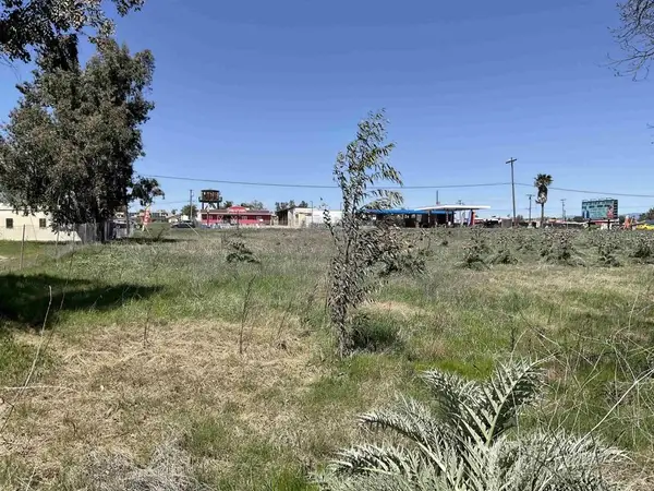 2536 Main Street, Ramona, CA 92065