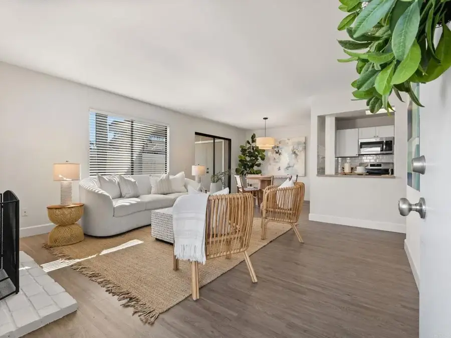 236 Riverview Way, Oceanside, CA 92057 - #3