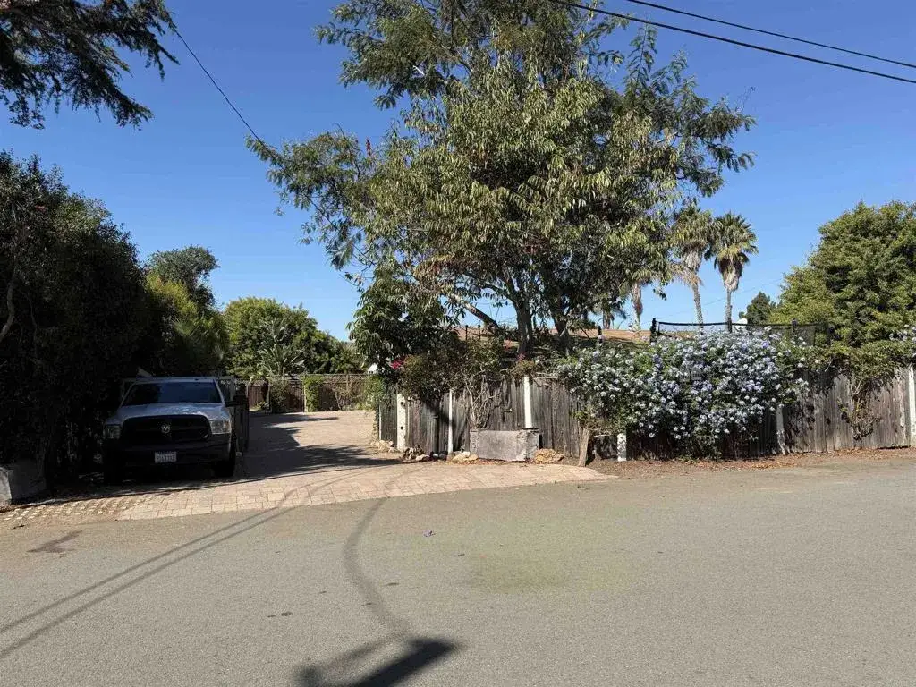 1040 Golden Road, Encinitas, CA 92024 - #1