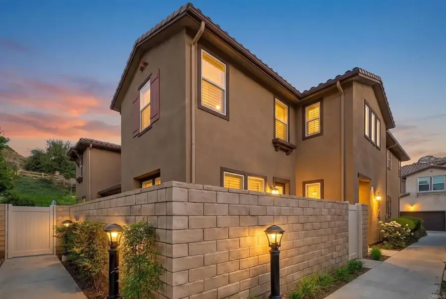 2487 Ascending Oaks Lane #1, Simi Valley, CA 93063 - #3