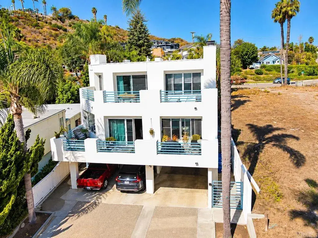 4594 Cove Drive, Carlsbad, CA 92008 - #1