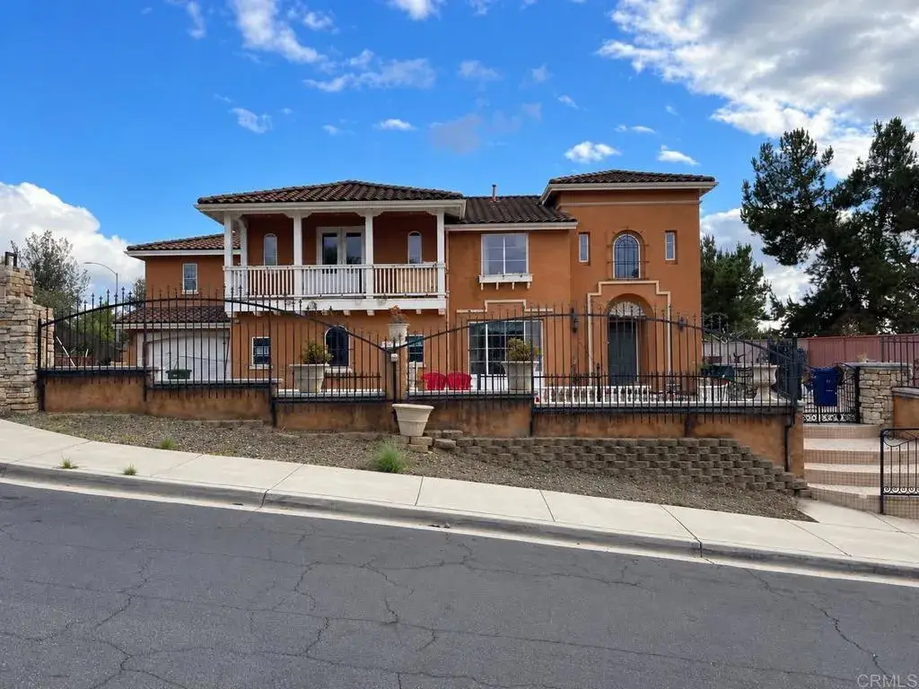 303 Amparo Drive, Escondido, CA 92025 - #1