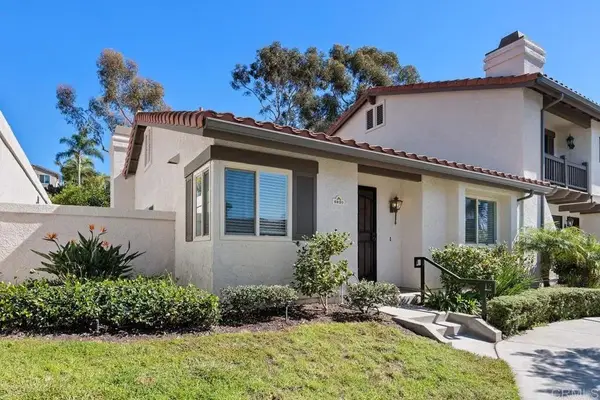 6820 Briarwood Drive, Carlsbad, CA 92011