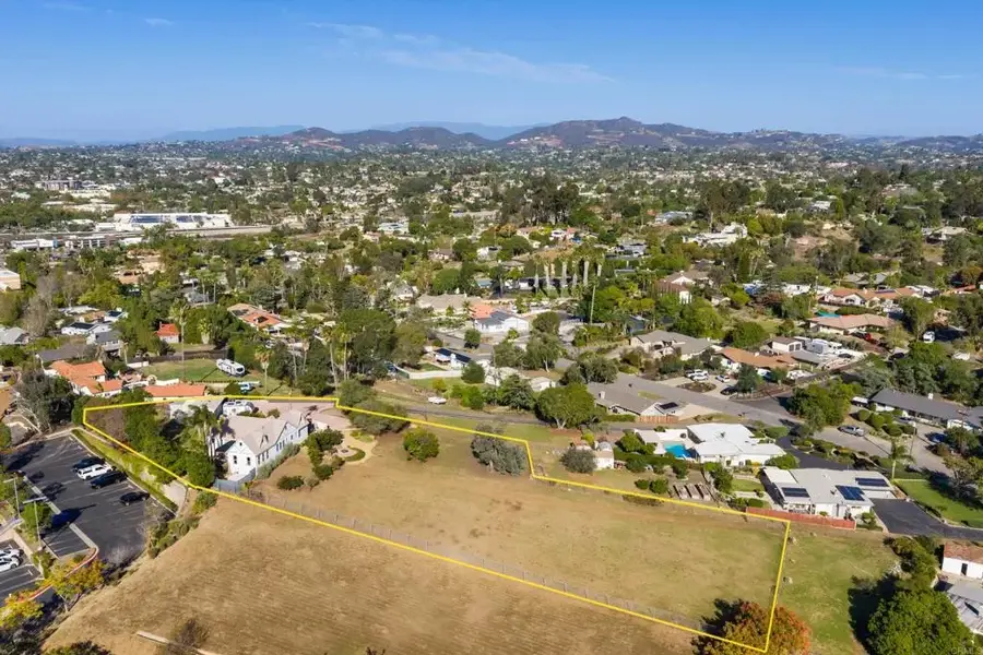 771 Matagual Drive, Vista, CA 92081 - #3