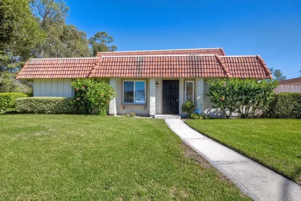 2702 Via Plato, Carlsbad, CA 92010 - #1