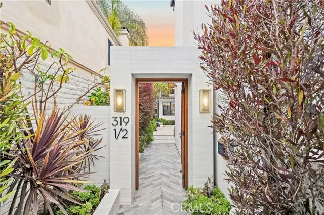 319 Jasmine, Corona Del Mar, CA 92625 - Image #1