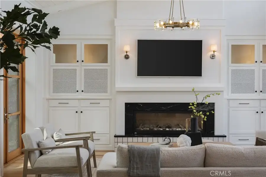 2217 Laurel Place, Newport Beach, CA 92663 - Image #3