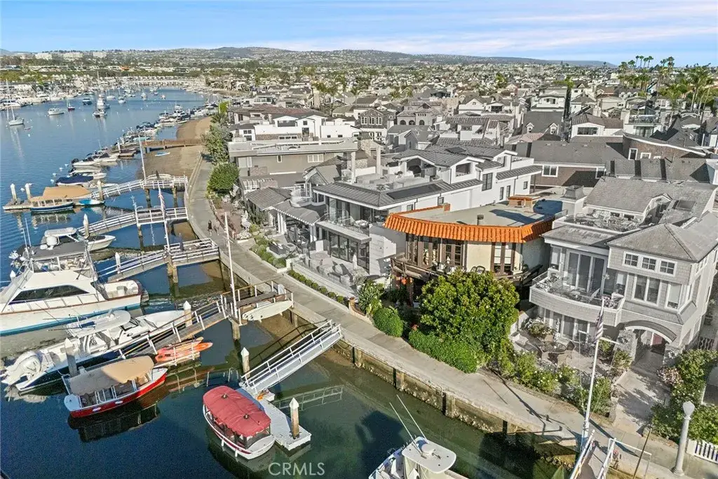 115 N Bay Front, Newport Beach, CA 92662 - Image #1