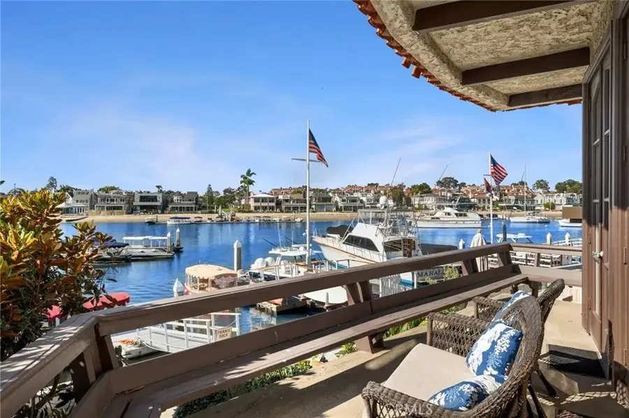 115 N Bay Front, Newport Beach, CA 92662 - Image #3