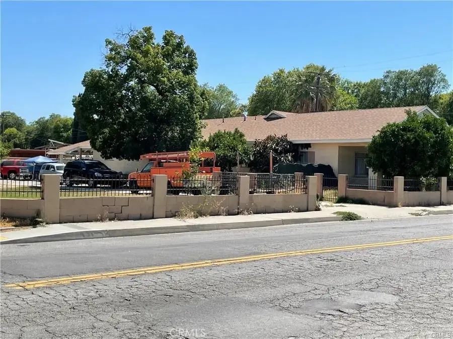 655 E Gilbert, San Bernardino, CA 92404 - Image #2