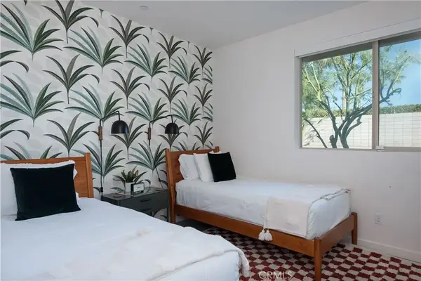 1126 Lucent Court, Palm Springs, CA 92262