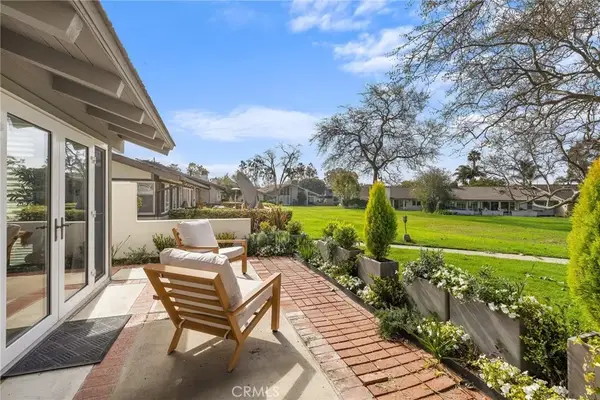 2025 Vista Cajon, Newport Beach, CA 92660
