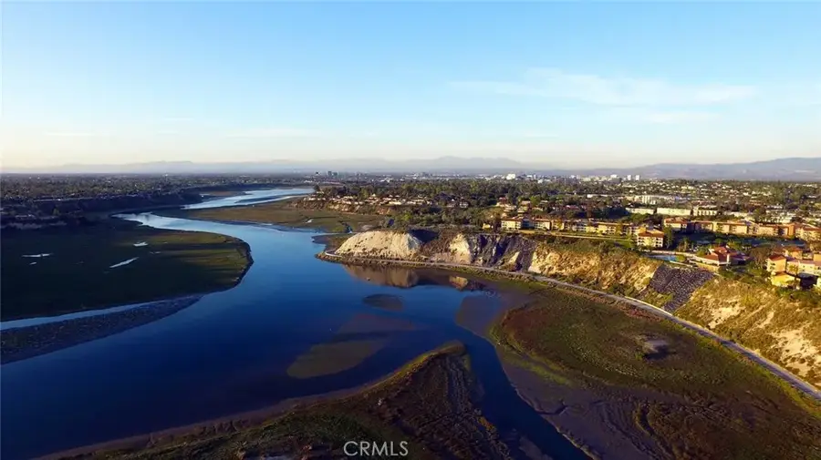 20091 Spruce Avenue, Newport Beach, CA 92660 - Image #3