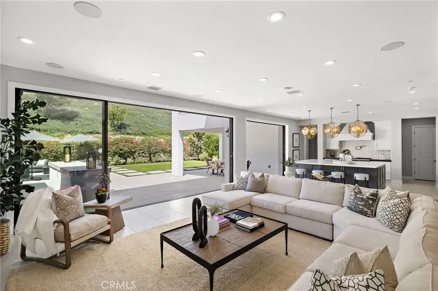 93 Interstellar, Irvine, CA 92618 - Image #2