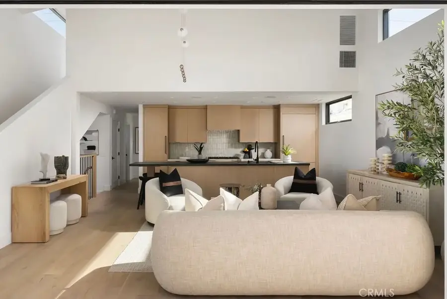 512 Marigold Avenue, Corona Del Mar, CA 92625 - Image #2