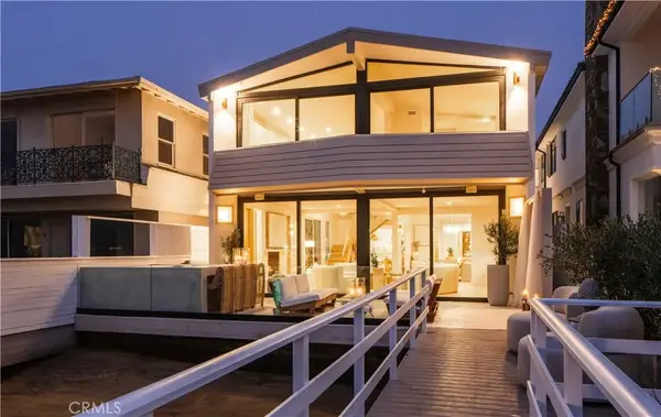 1344 W Bay Avenue, Newport Beach, CA 92661