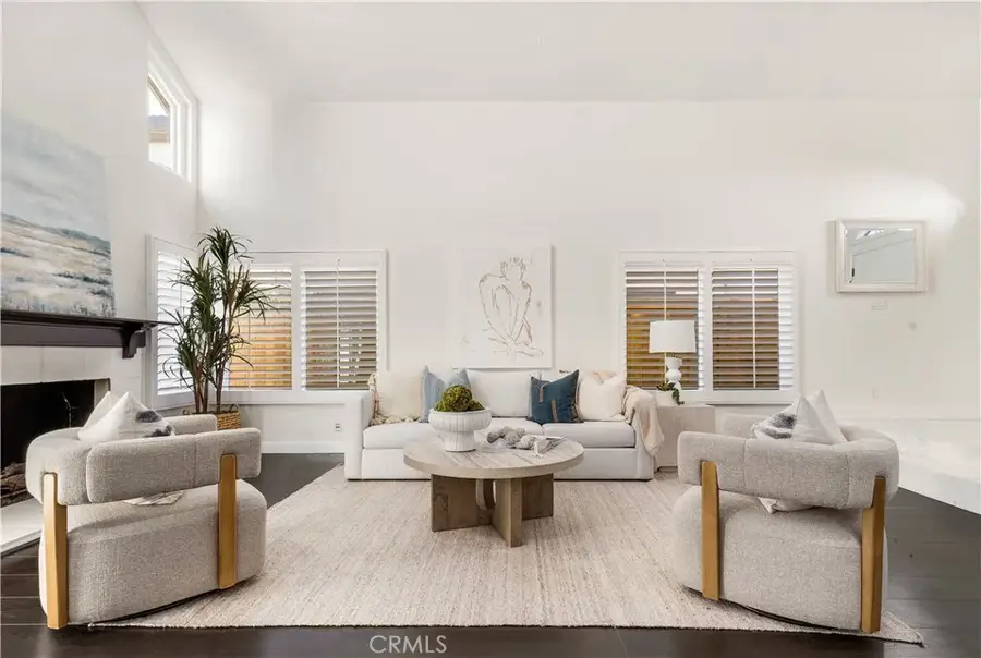 766 Tustin #5, Newport Beach, CA 92663 - Image #2