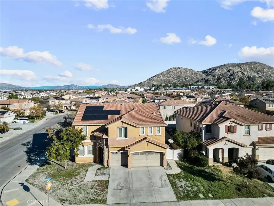 820 Volande Court, Perris, CA 92571 - Image #2