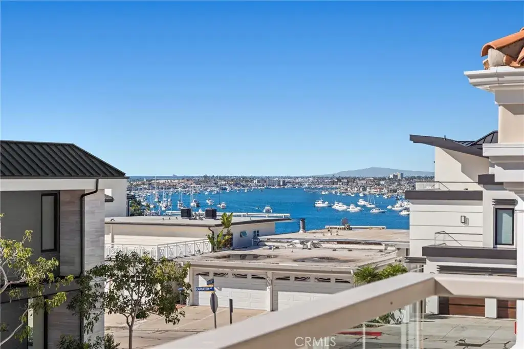 2520 Seaview Avenue, Corona Del Mar, CA 92625 - Image #1