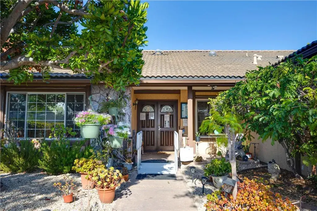 803 Hollyridge, Encinitas, CA 92024 - Image #1
