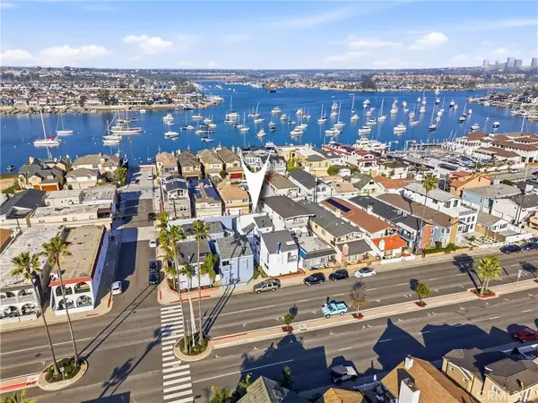 820 W Balboa Boulevard, Newport Beach, CA 92661