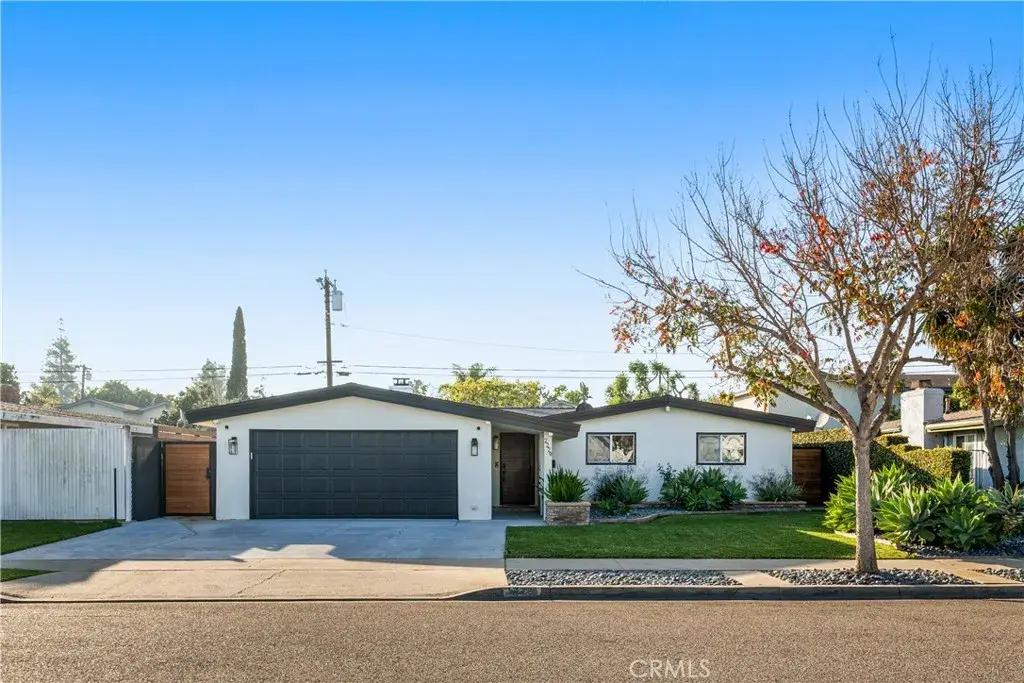 2229 Anaheim, Costa Mesa, CA 92627 - Image #1