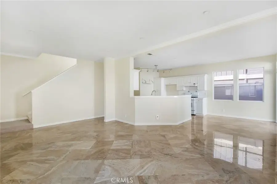 162 Rochester, Costa Mesa, CA 92627 - #2