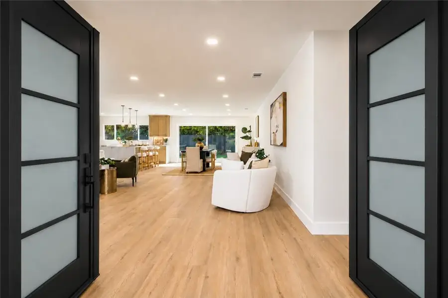 5996 College Ave, San Diego, CA 92120 - #3