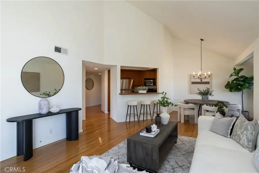 645 Ohio Avenue #402, Long Beach, CA 90814 - #3