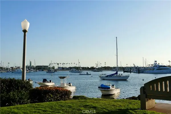 213 Via Mentone, Newport Beach, CA 92663