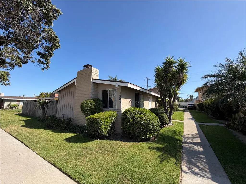 1383 Baker, Costa Mesa, CA 92626 - #1