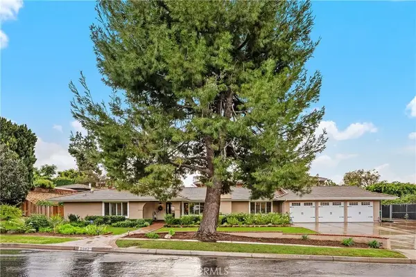 1562 Wyndham Court, Santa Ana, CA 92705