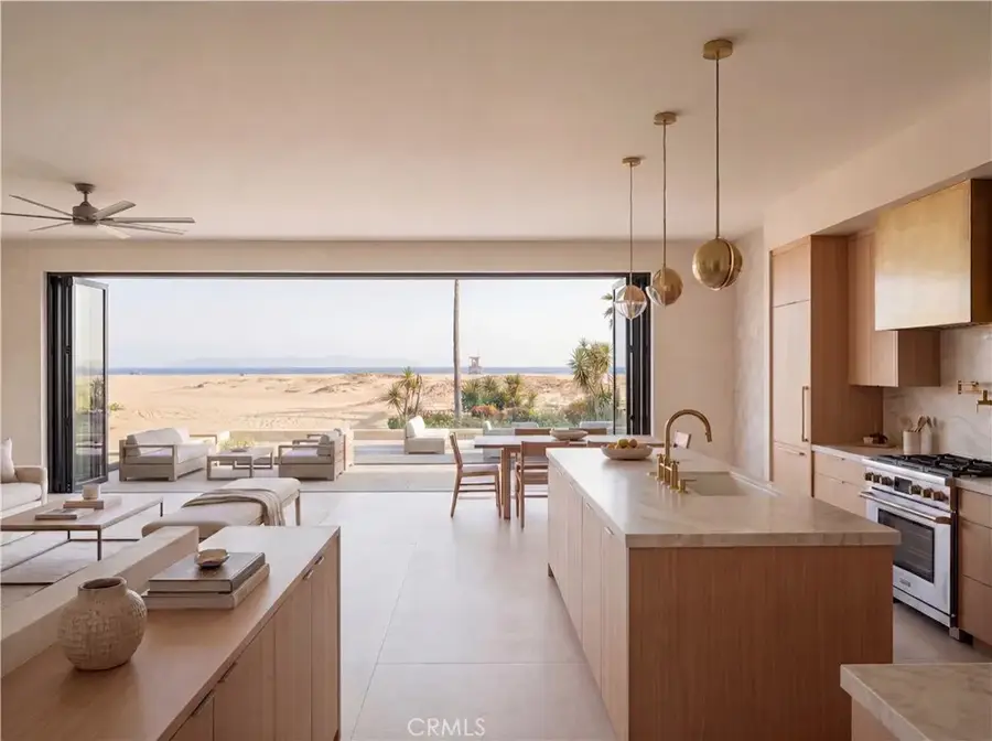 306 E Oceanfront, Newport Beach, CA 92661 - #2