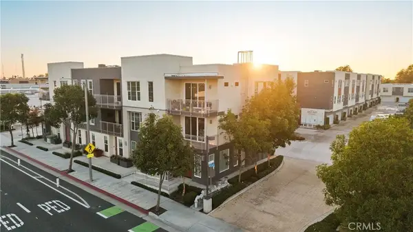 2023 Placentia, Costa Mesa, CA 92627