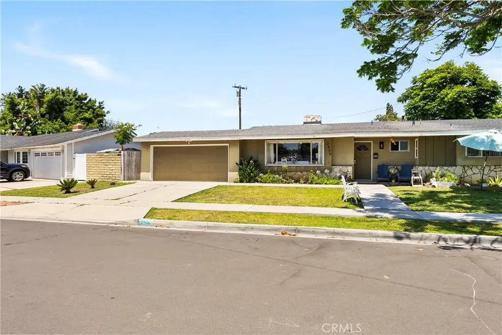 2436 Littleton, Costa Mesa, CA 92626 - #1