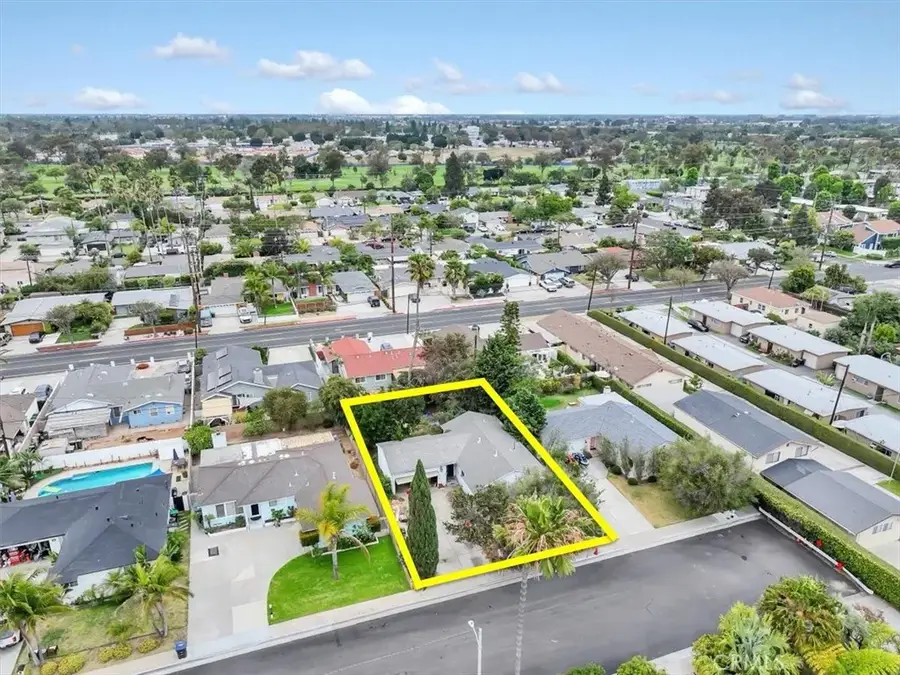 674 Capital, Costa Mesa, CA 92627 - #2